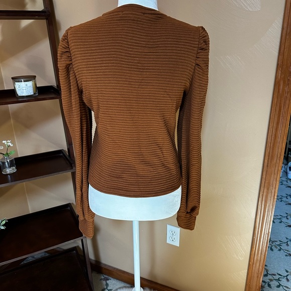 Rust brown ballon sleeve ribbed sweater top - Picture 5 of 7